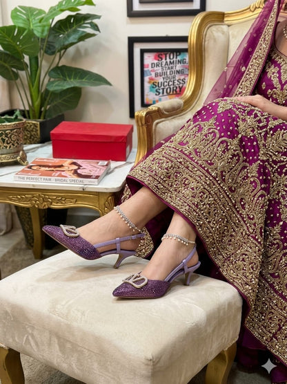 V Stones Heel