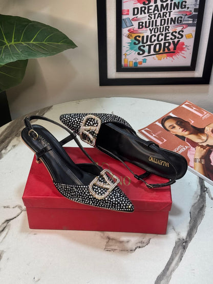 V Stones Heel