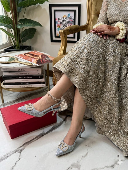 V Stones Heel