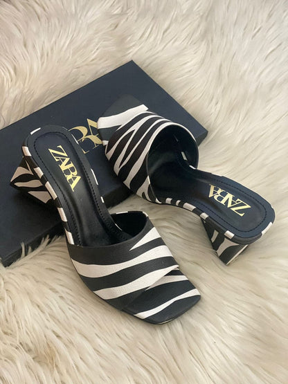 Zebra Heel