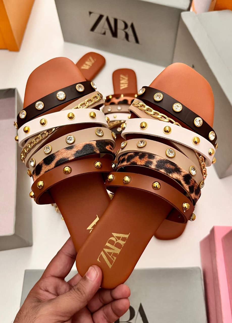 Studded Slide