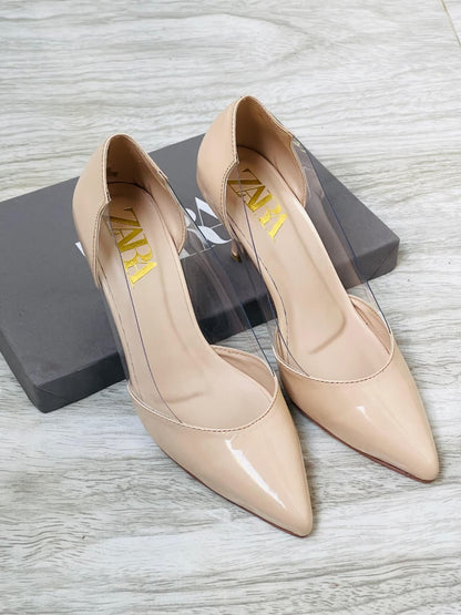 Melina Heel