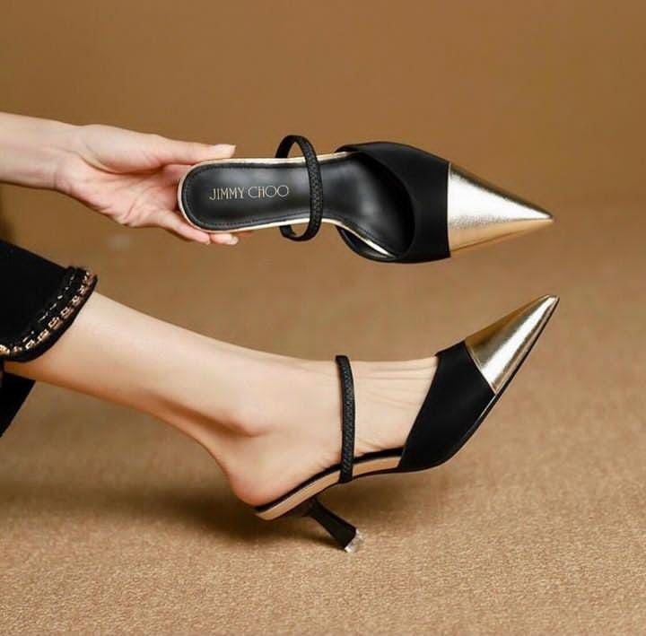 JC Pointed Heel
