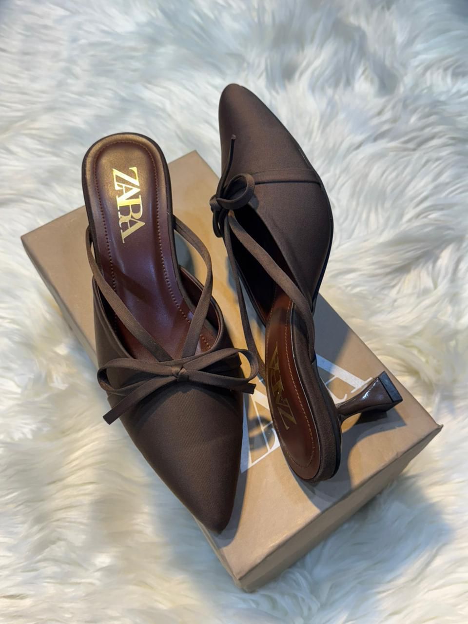 Tie Heel