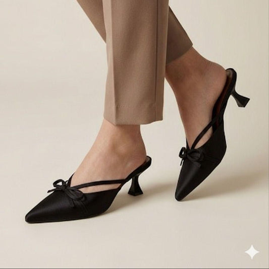 Tie Heel