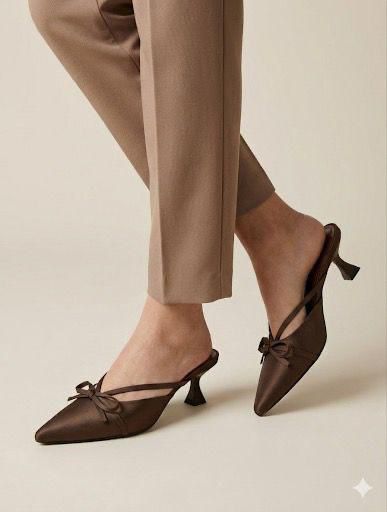 Tie Heel